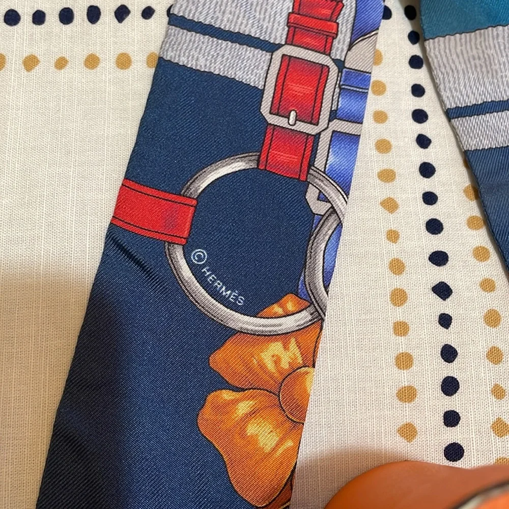 Hermes Blue Red Black Silk Twilly Scarf with Gold Accents - Picture 6 of 6